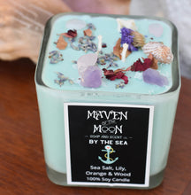 Load image into Gallery viewer, By the Sea Soy - 100% Soy Crystal Candle | Phthalate Free | Fresh, Calming & Coastal Aroma - Handmade, 10 oz